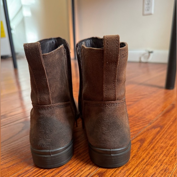 ECCO Touch 15 Women's Bootie in brown / Size 8 or 39 - Picture 3 of 9